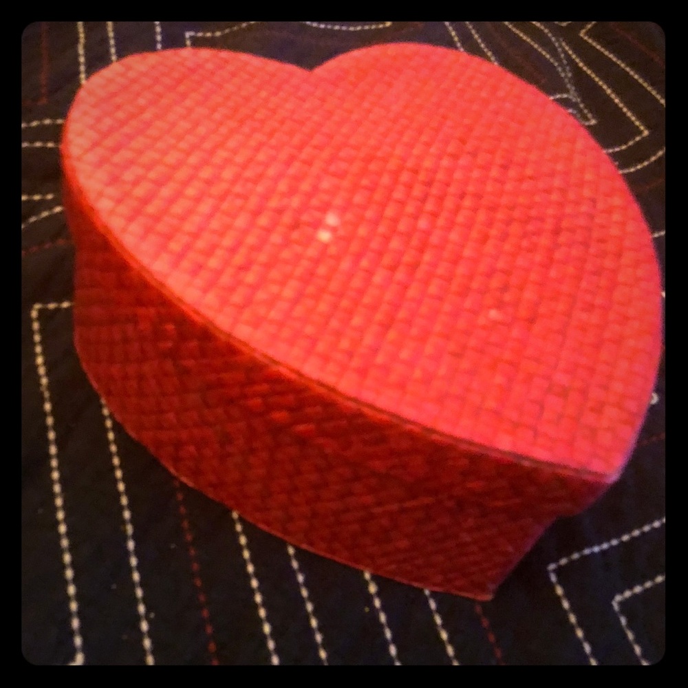 Heart shaped box